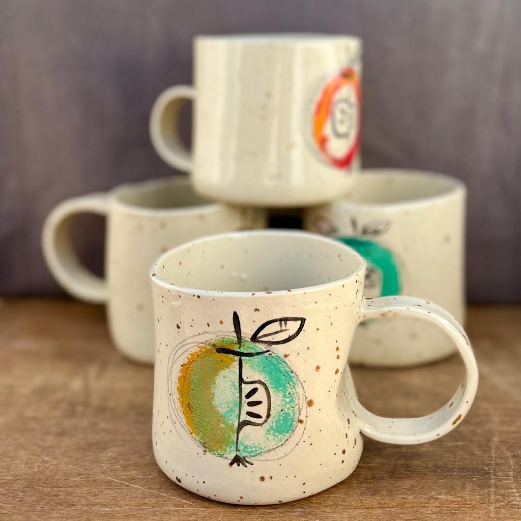 Tazzona mela con manico - Ceramica di Stagione