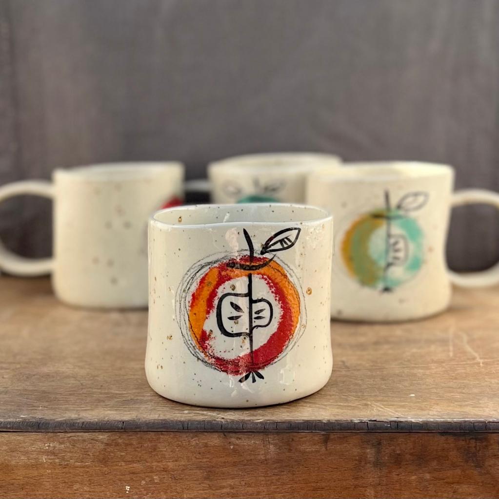 Tazzona mela con manico - Ceramica di Stagione