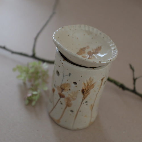 Brucia essenze o olii essenziali- Iarbatis